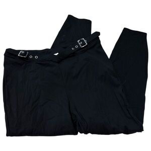 Black Women's Halara buckle leggings